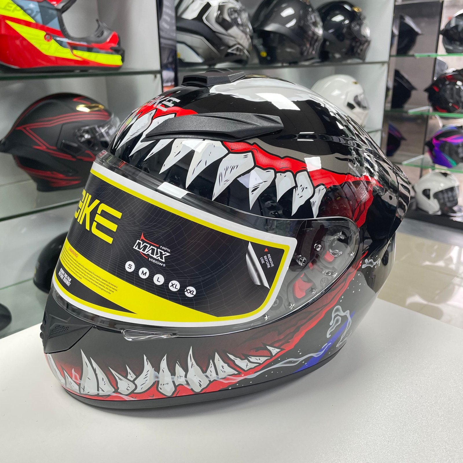 132be21644e8851942337928977f1786 111-Venom 2 - Image 1